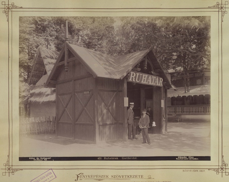 "Millenniumi kiállítás: Ruhatári pavilon. A felvétel 1896-ban készült." A kép forrását kérjük így adja meg: Fortepan / Budapest Főváros Levéltára. Levéltári jelzet: HU.BFL.XV.19.d.1.09.199