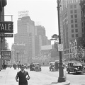 a Broadway és a nyugati 62. utca sarka, a fotós a Columbus circle felé néz.