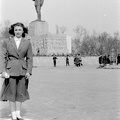 Ötvenhatosok tere (Felvonulási tér), háttérben a Sztálin szobor.