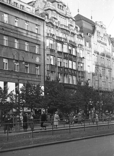 Vencel tér (Václavské námestí), Hotel Praha (ma: Grand Hotel Europa).