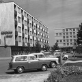 Korányi Sándor utca, szemben a Szent Pantaleon Kórház a Vasmű út felől fényképezve.