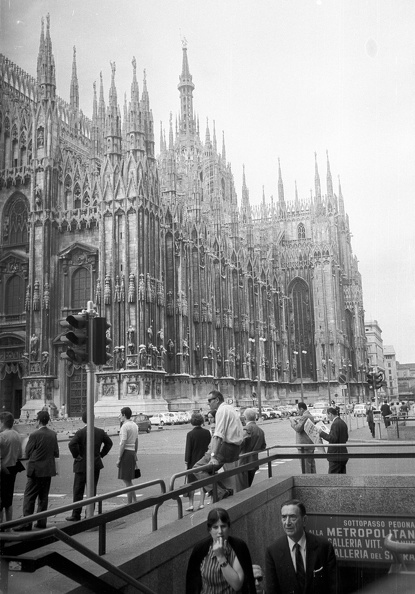 Dóm tér (Piazza del Duomo) és a Dóm.