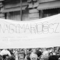 Vörösmarty tér, tüntetés a Bős-nagymarosi Vízlépcsőrendszer felépítése ellen, 1988. szeptember 12-én.